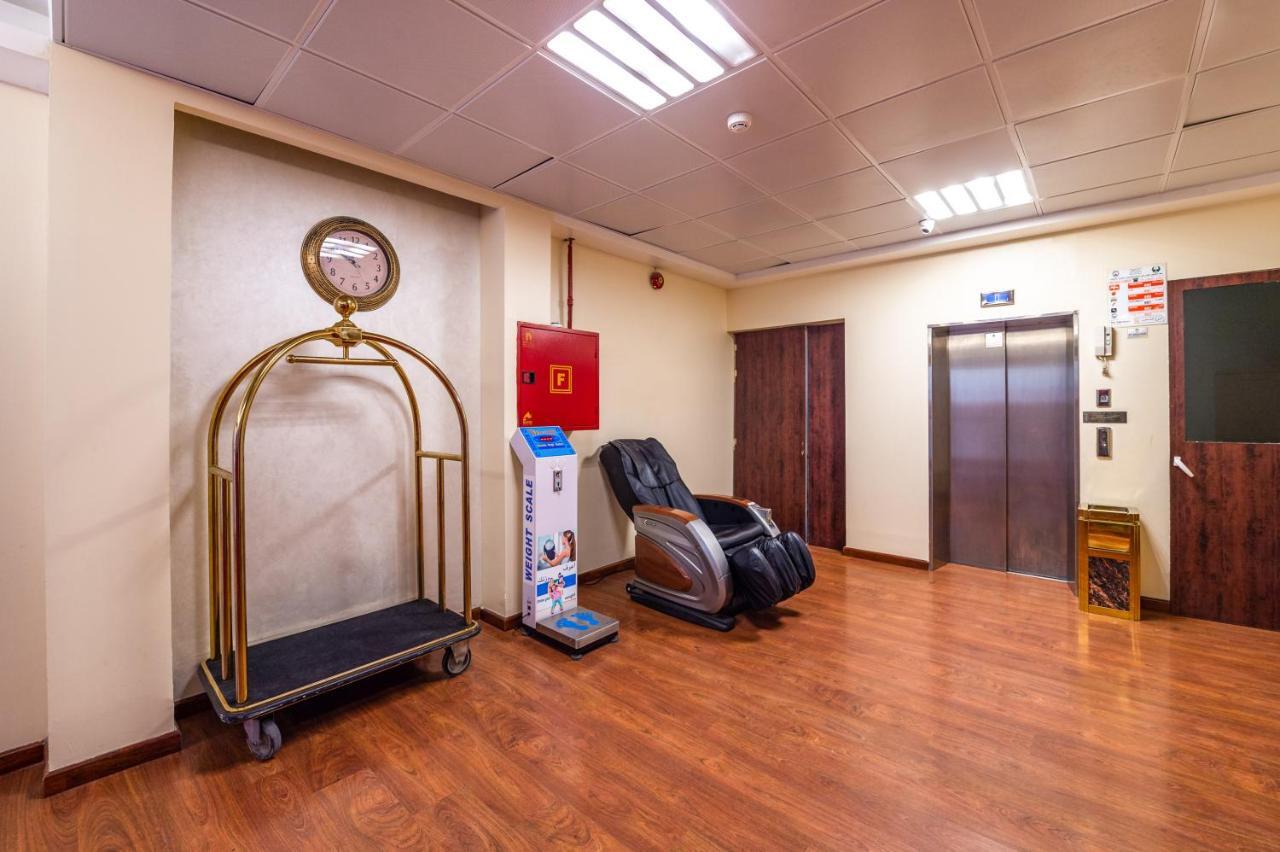 Al Reem Hotel Apartments ชาร์จาห์ ภายนอก รูปภาพ